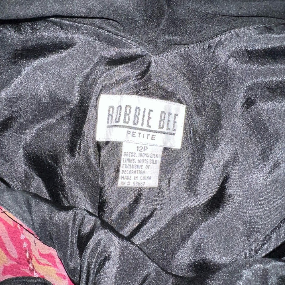 Early 2000s style dress - Picture 4 of 4